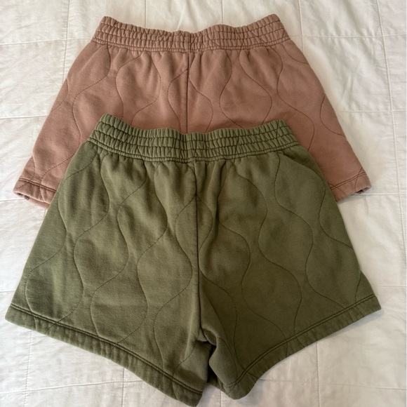 Abercrombie Soft A&F Quilted Shorts 2 Pair - Picture 6 of 6